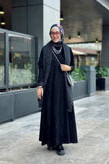 Black Solid Crew neck dress
